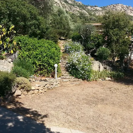 Independant Au Calme 3*