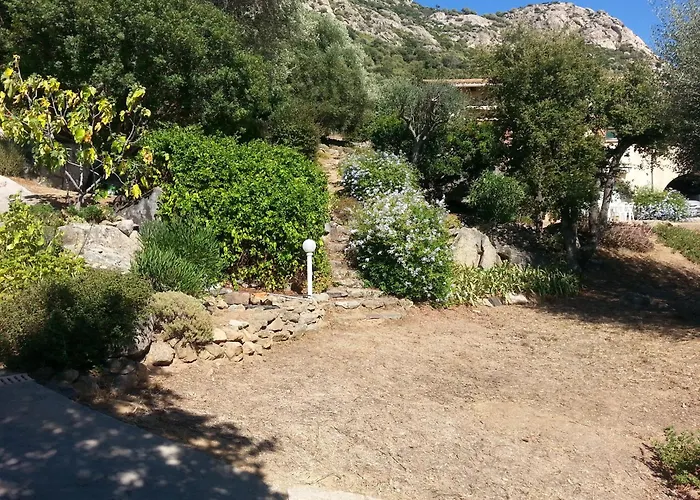 Independant Au Calme 3*